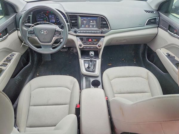 2017 HYUNDAI ELANTRA