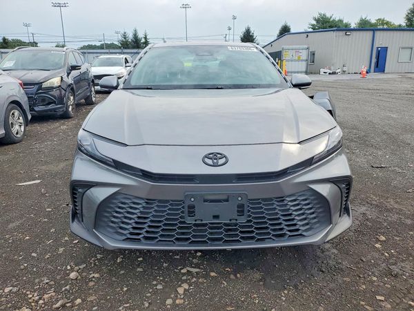 2025 TOYOTA CAMRY