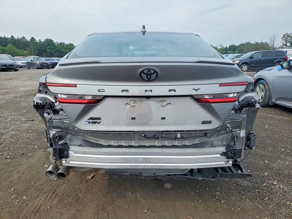 2025 TOYOTA CAMRY