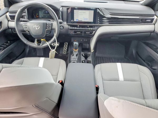 2025 TOYOTA CAMRY