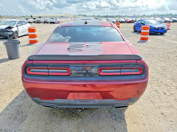 2018 DODGE CHALLENGER SXT