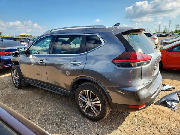 2018 NISSAN ROGUE