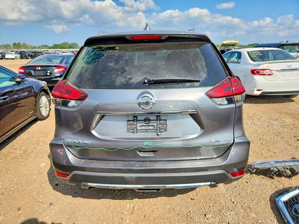 2018 NISSAN ROGUE