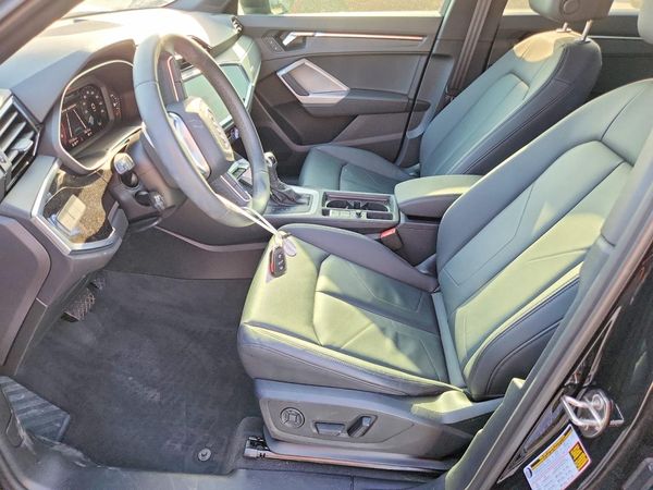 2025 AUDI Q3 S Line quattro Premium