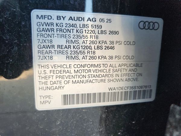 2025 AUDI Q3 S Line quattro Premium
