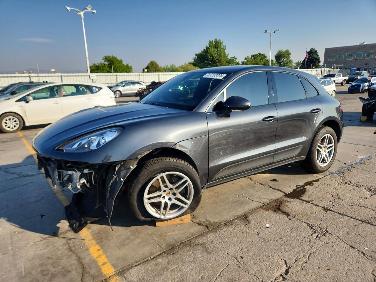 2018 PORSCHE MACAN — Front 3/4