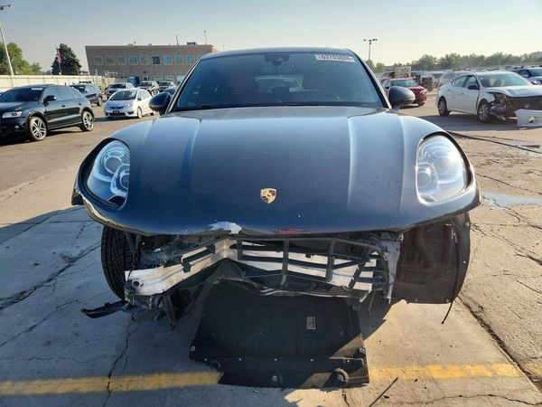 2018 PORSCHE MACAN — DIRF