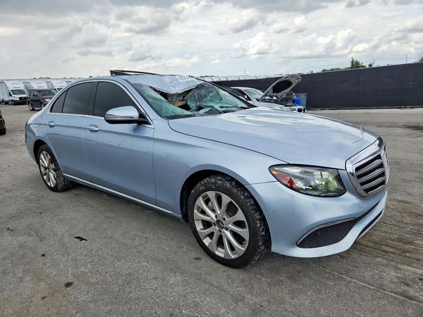 2018 MERCEDES-BENZ E E300