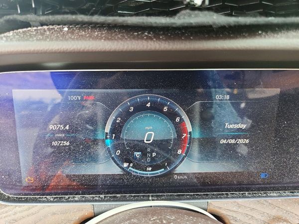 2018 MERCEDES-BENZ E E300
