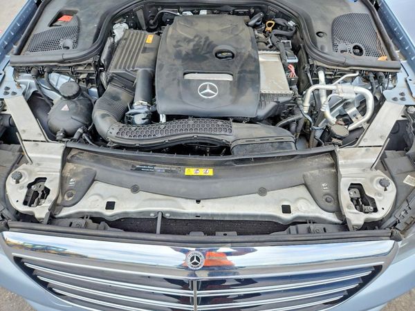 2018 MERCEDES-BENZ E E300