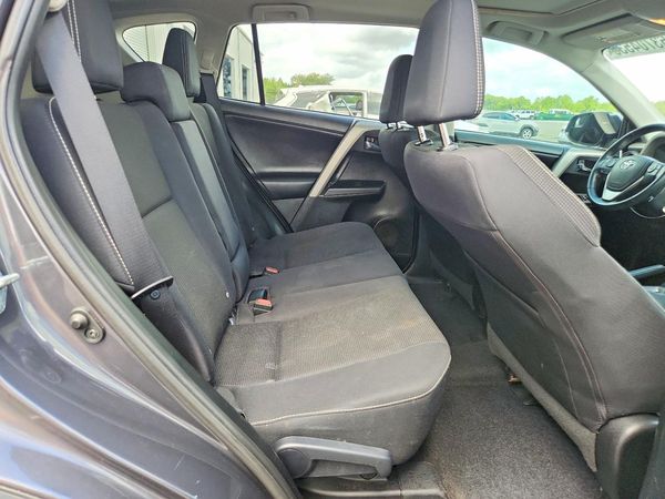 2016 TOYOTA RAV4 XLE (M Grade)