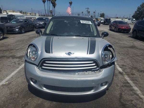 2014 MINI COOPER