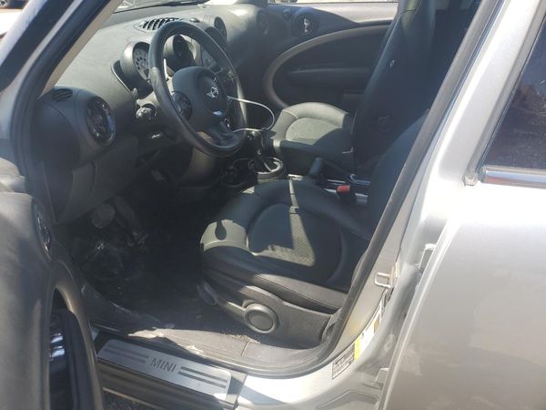 2014 MINI COOPER