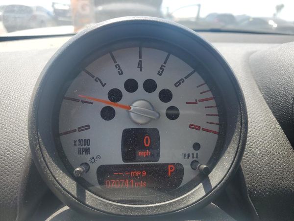 2014 MINI COOPER