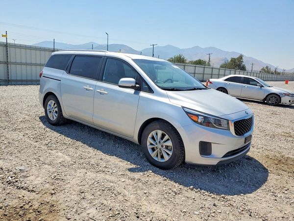 2016 KIA SEDONA LX - Middle-low