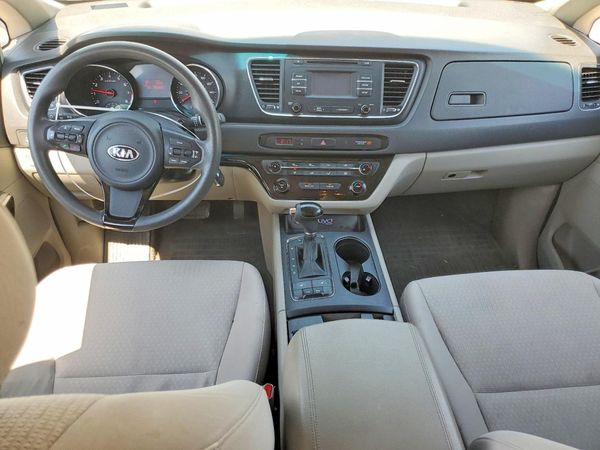 2016 KIA SEDONA LX - Middle-low