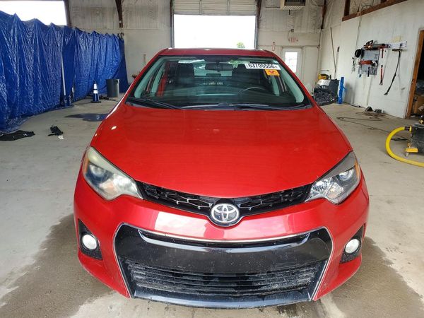 2015 TOYOTA COROLLA