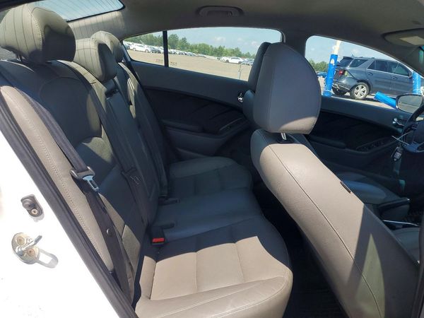 2017 KIA FORTE