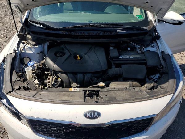2017 KIA FORTE