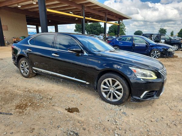 2015 LEXUS LS 460