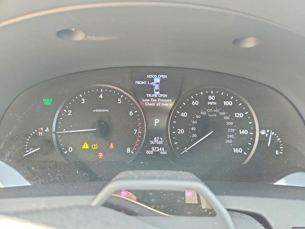 2015 LEXUS LS 460