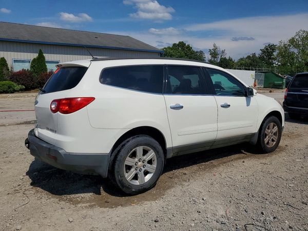 2012 CHEVROLET TRAVERSE LT
