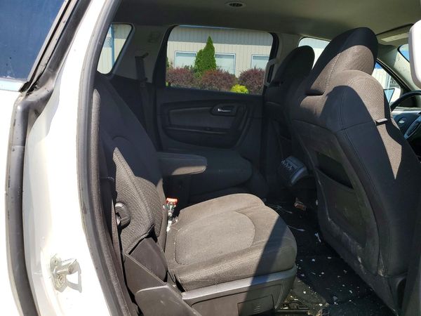2012 CHEVROLET TRAVERSE LT