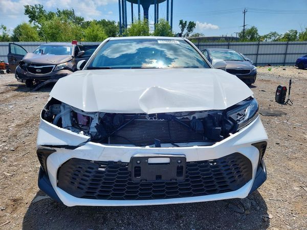 2025 TOYOTA CAMRY