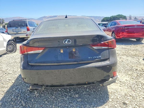 2017 LEXUS IS