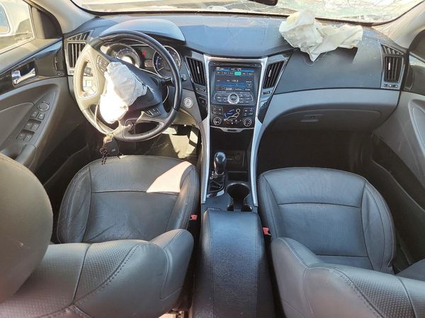 2013 HYUNDAI SONATA