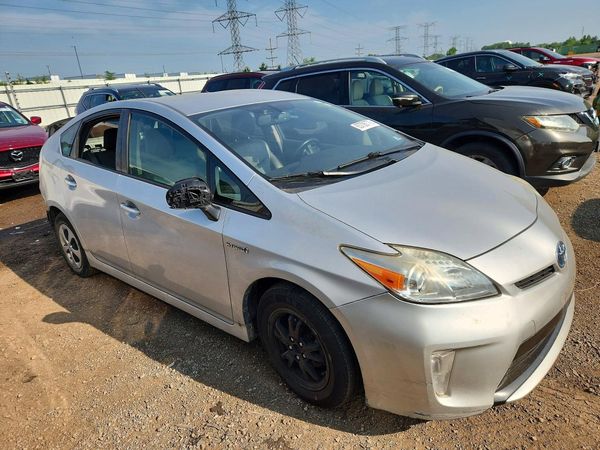 2014 TOYOTA PRIUS