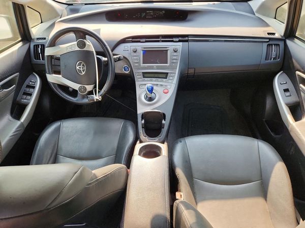 2014 TOYOTA PRIUS