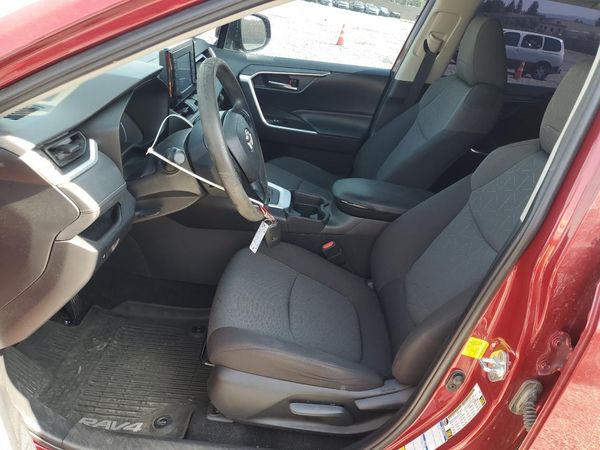 2019 TOYOTA RAV4
