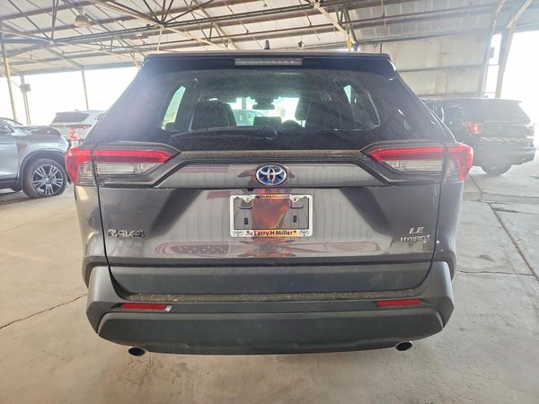 2022 TOYOTA RAV4 LE