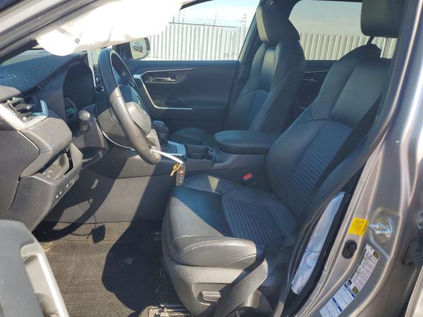2019 TOYOTA RAV4 XSE HV 4WD