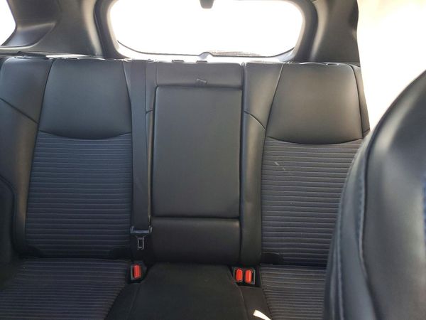 2019 TOYOTA RAV4 XSE HV 4WD