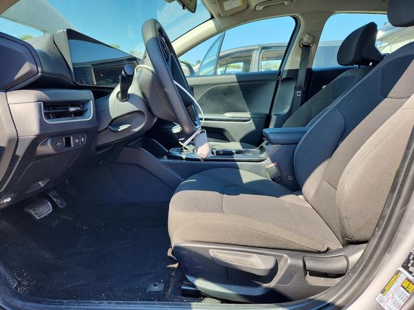 2026 KIA K4 LX, LXS