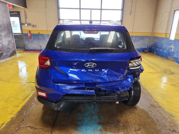 2025 HYUNDAI VENUE SEL, Limited — DIRR