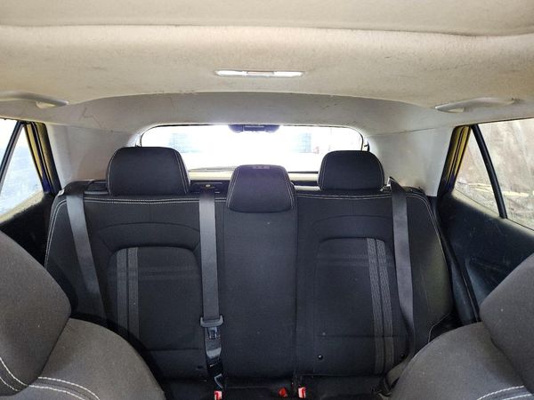 2025 HYUNDAI VENUE SEL, Limited — SUVN
