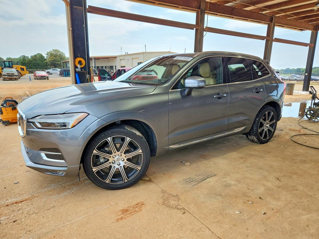2020 VOLVO XC60 Inscription