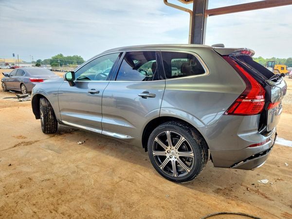 2020 VOLVO XC60 Inscription