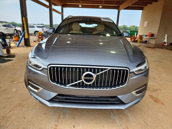 2020 VOLVO XC60 Inscription