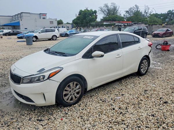 2017 KIA FORTE LX Base