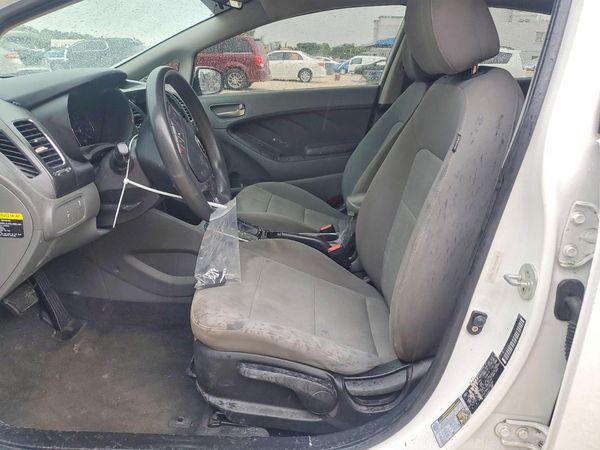 2017 KIA FORTE LX Base