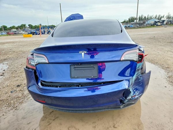2019 TESLA MODEL 3