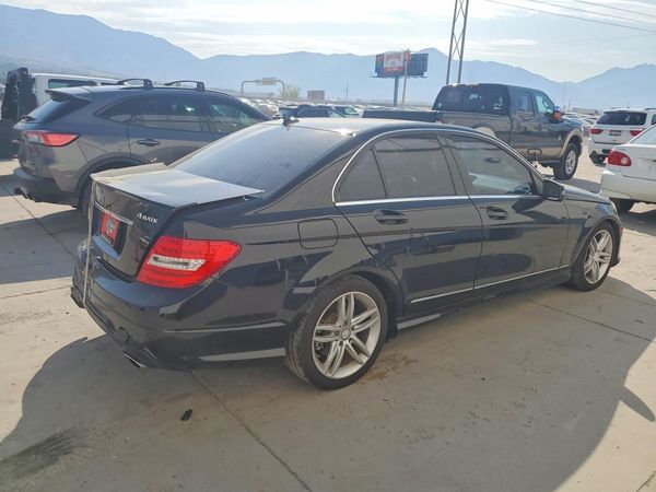2013 MERCEDES-BENZ C