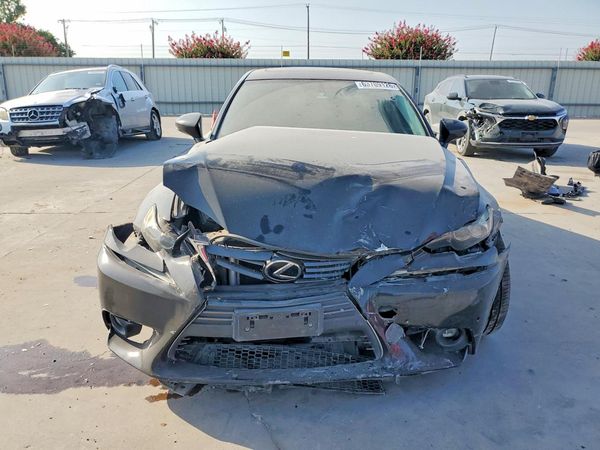 2015 LEXUS IS