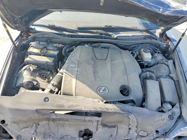 2015 LEXUS IS