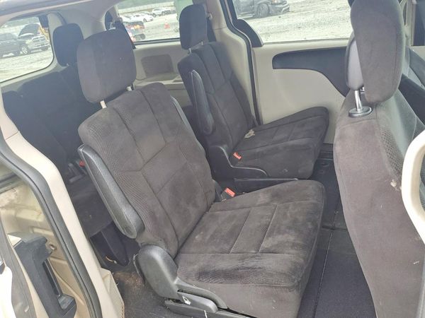 2013 DODGE GRAND CARAVAN SE