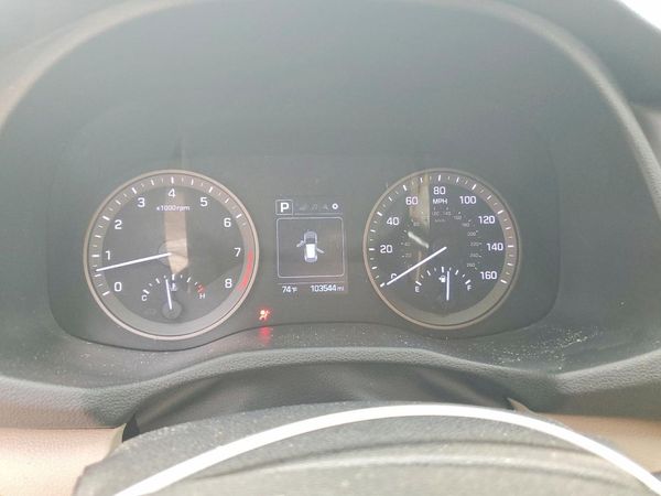 2018 HYUNDAI TUCSON